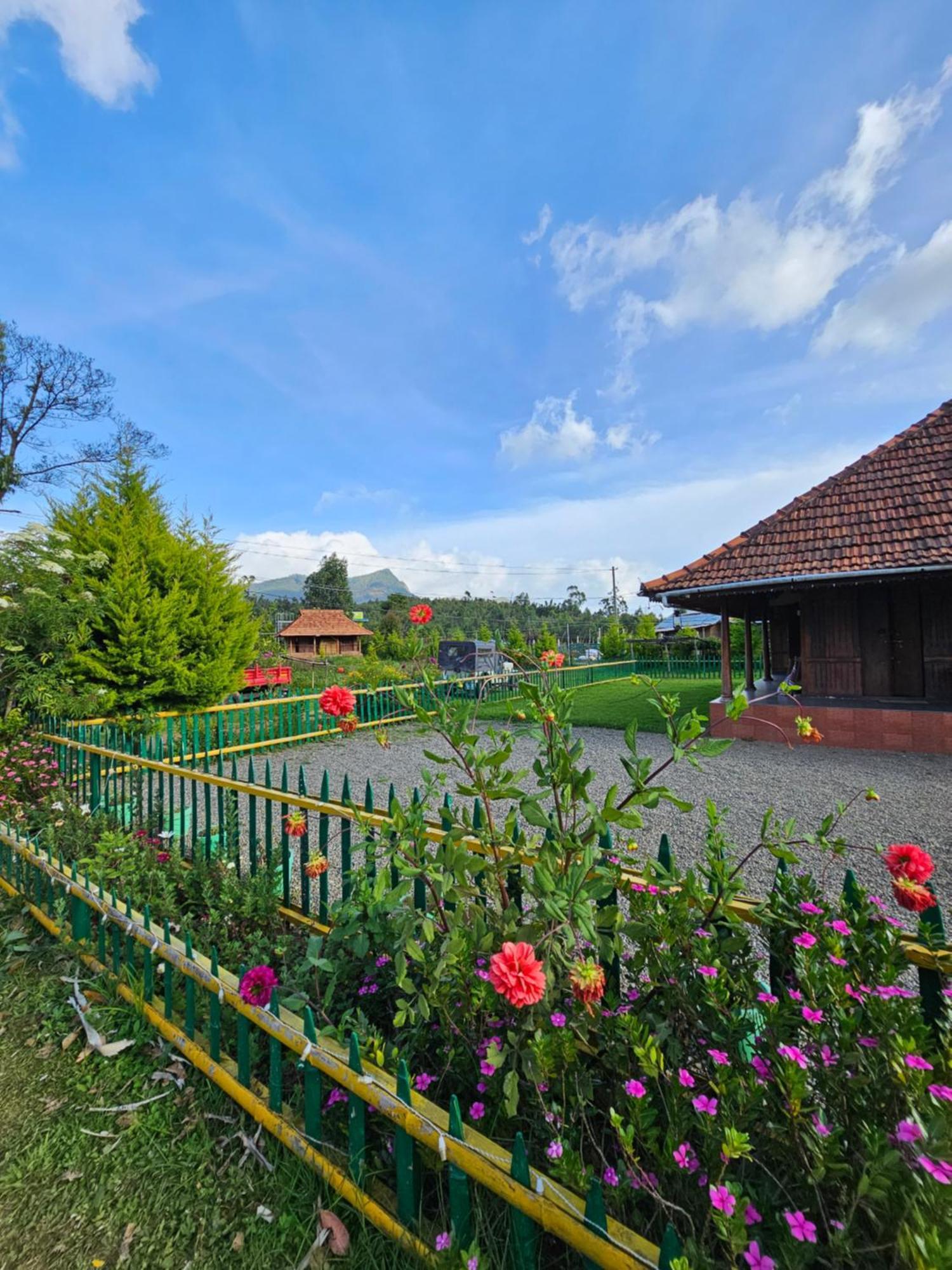 Nature Castle -Traditional Villa,Vattavada Kottakamboor Extérieur photo