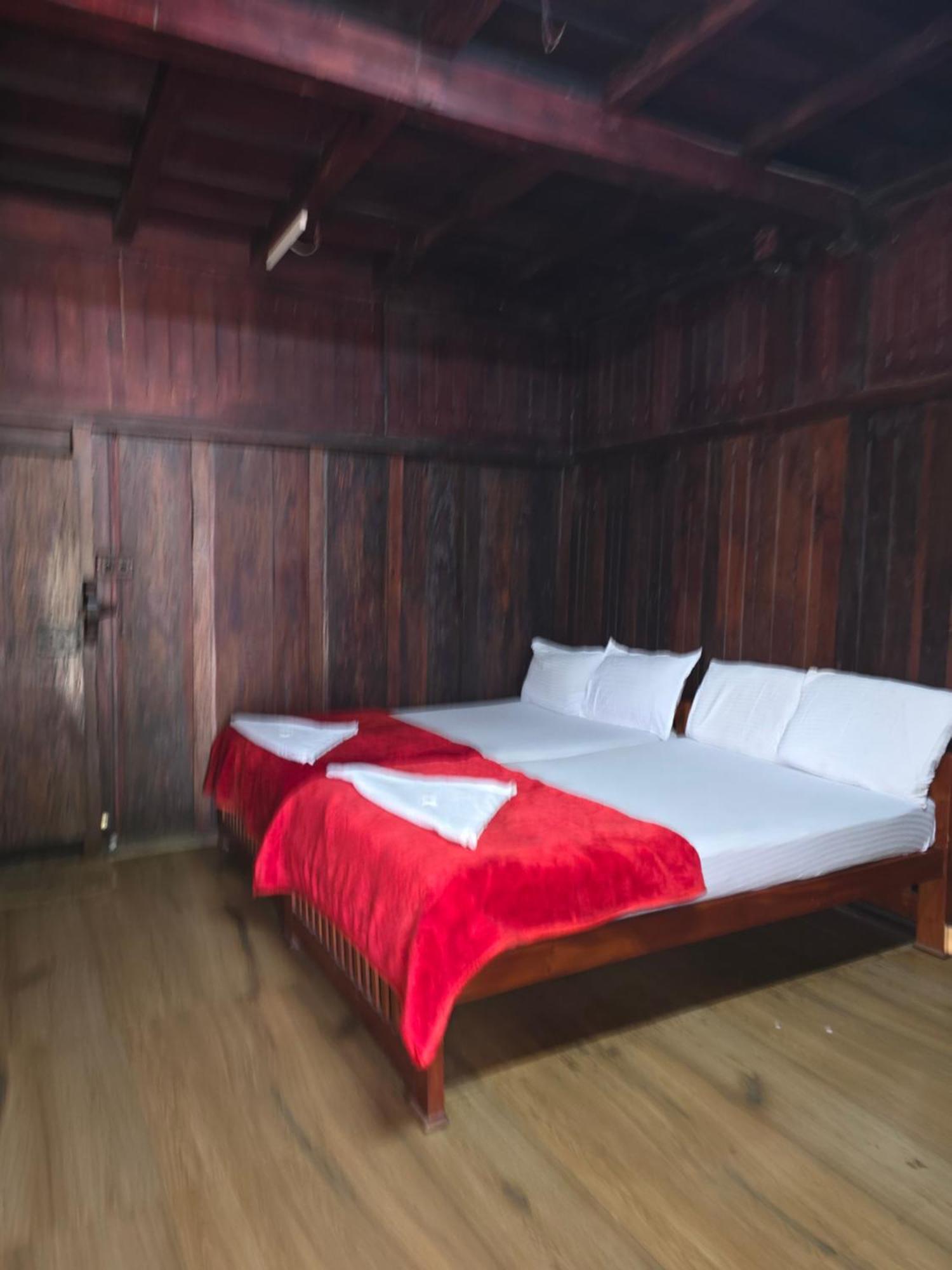 Nature Castle -Traditional Villa,Vattavada Kottakamboor Extérieur photo